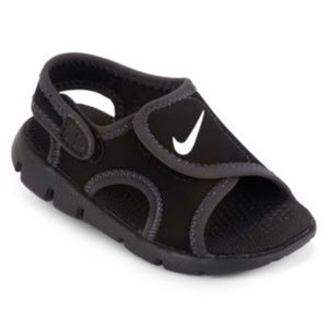Toddler Nike Sandles Size 8c